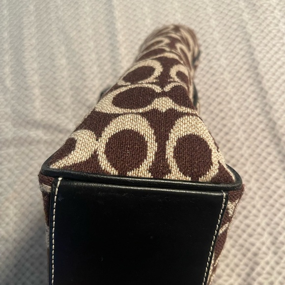 Coach Brown and Cream Shoulder Bag - Picture 6 of 16